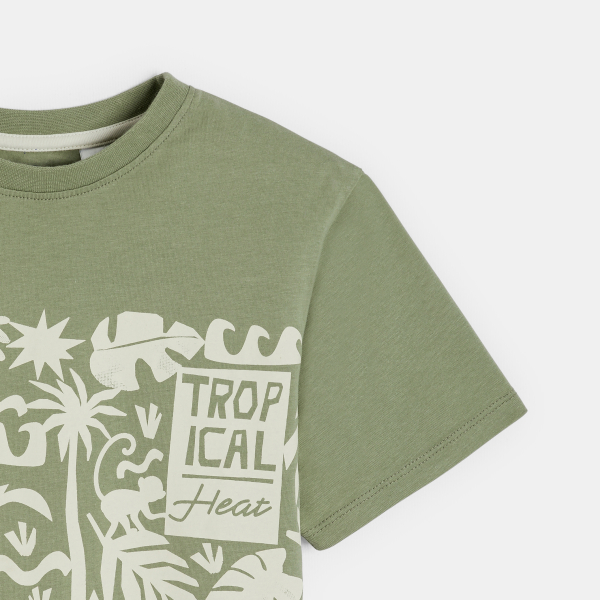 تيشيرت بأكمام قصيرة مطبوع، باللون الكاكي للأولاد